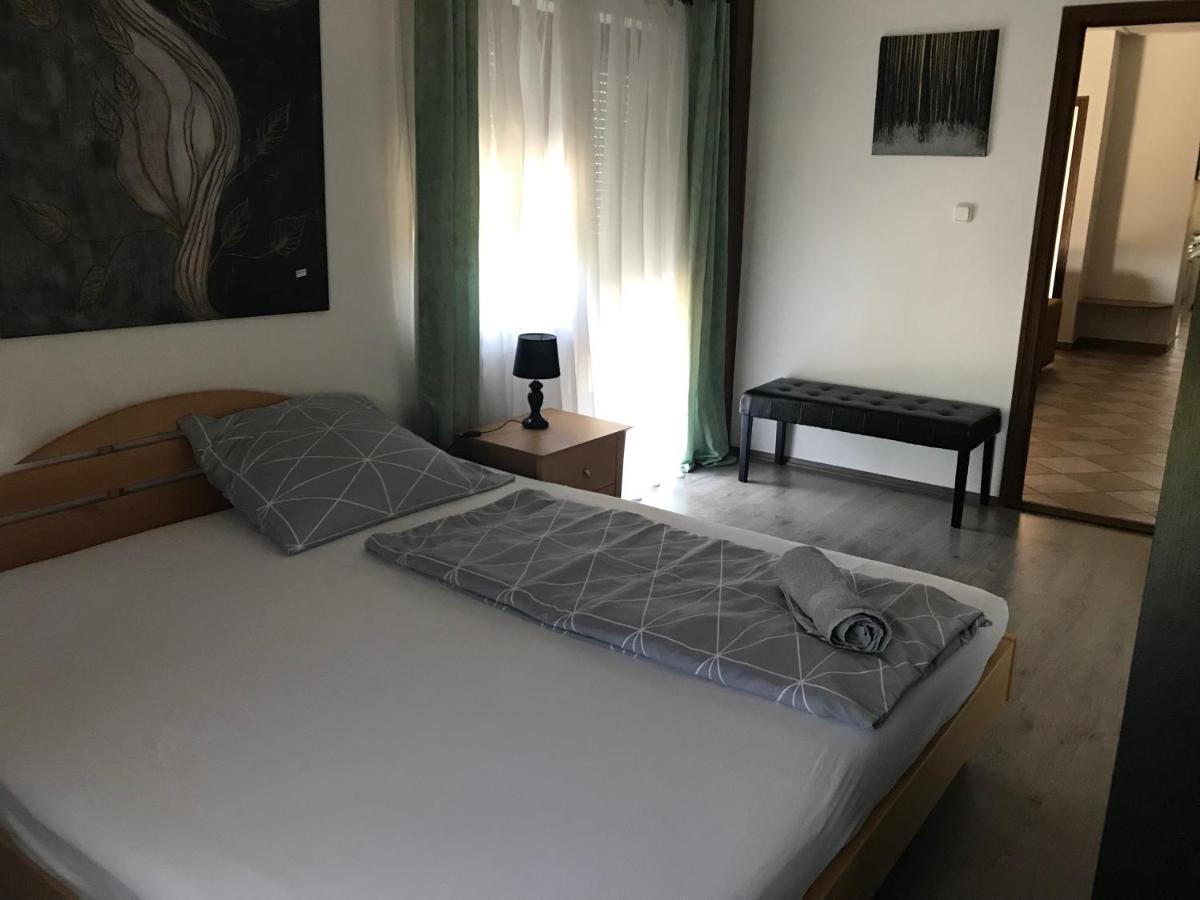 Marta Apartman Balatonalmadi Luaran gambar
